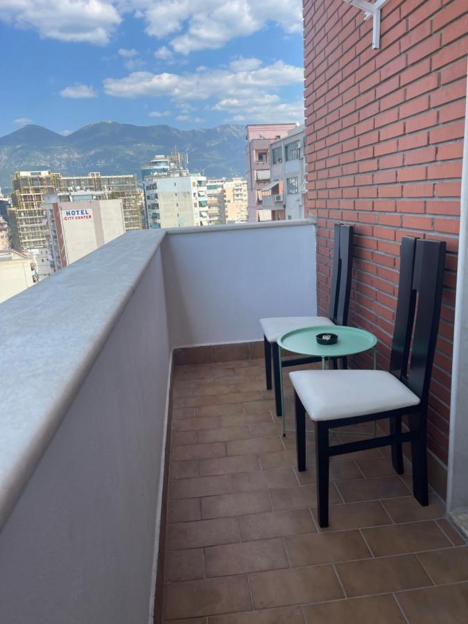 City Center Apartment Galeria Тирана Экстерьер фото