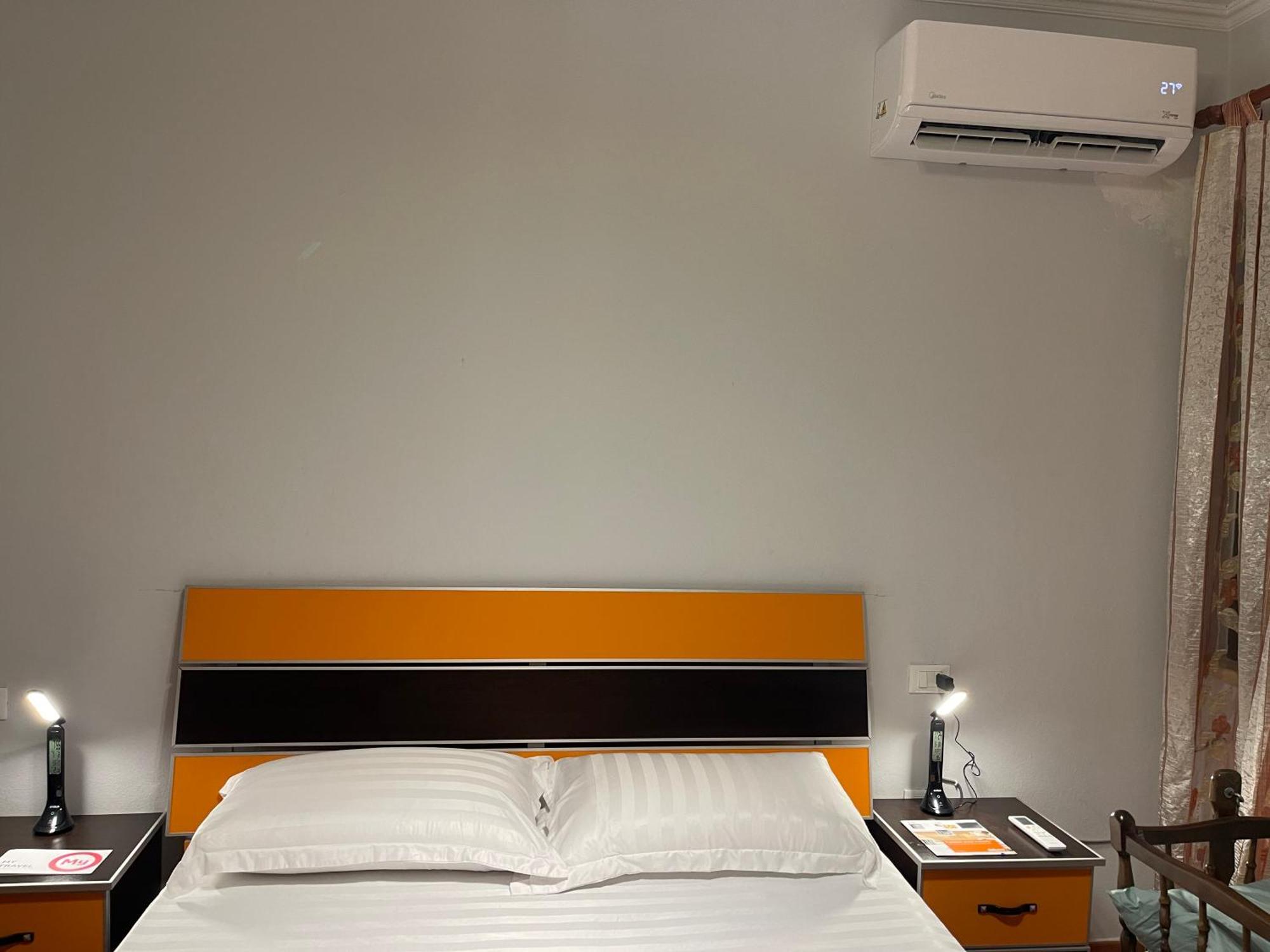 City Center Apartment Galeria Тирана Экстерьер фото
